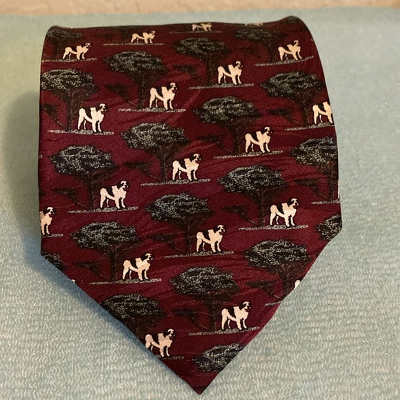 Big Dogs Classic Silk Tie Jacquard Foulard St Bernard Trees Burgundy & Green - Picture 2 of 6